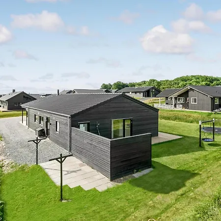 Prázdninový dům 4 Bedroom Cozy In